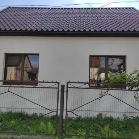 Golden House Дом отдыха